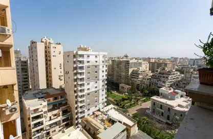 شقة - 3 غرف نوم - 2 حمامات للبيع في شارع حدايا باشا - جليم - حي شرق - الاسكندرية