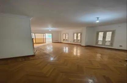 شقة - 3 غرف نوم - 2 حمامات للبيع في شارع نابلس - المهندسين - الجيزة