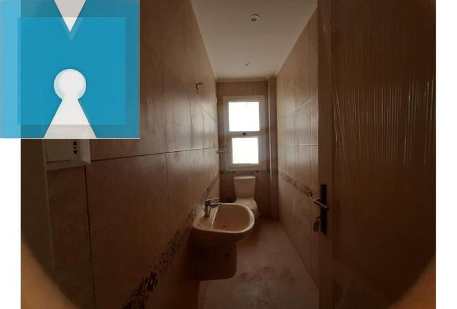 8195707 - Property Image 2