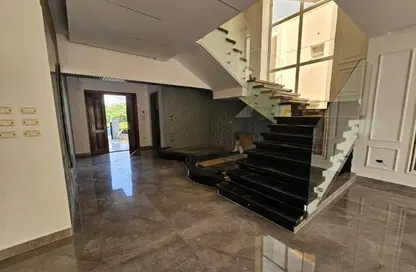 Villa - 5 Bedrooms - 4 Bathrooms for sale in Madinaty - Cairo