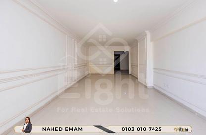 Apartment - 3 Bedrooms - 2 Bathrooms for sale in Mostafa Kamel St. - Smouha - Hay Sharq - Alexandria