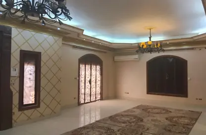 طابق كامل - استوديو - 3 حمامات للايجار في محور العروبة - المنطقة أ - حى جنوب الاكايمية - مدينة القاهرة الجديدة - القاهرة