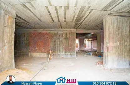 محل تجاري - استوديو - 3 حمامات للبيع في شارع مدخل شركة النقل والهندسة - سموحة - حي شرق - الاسكندرية