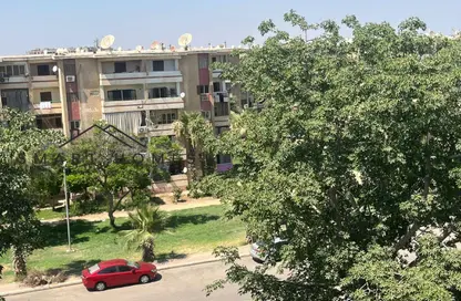 شقة - 2 غرف نوم - 1 حمام للبيع في الحي الحادي عشر - مدينة 6 أكتوبر - الجيزة