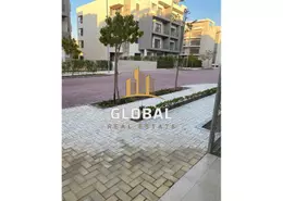 Apartment - 2 Bathrooms for rent in Fifth Square - North Investors Area - New Cairo City - Cairo