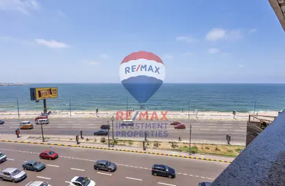 Apartment - 3 Bedrooms - 2 Bathrooms for sale in Al Geish Road - Camp Chezar - Hay Wasat - Alexandria