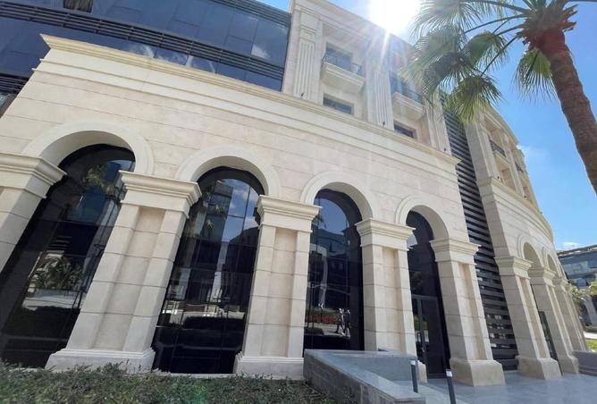 8419001 - Property Image 3