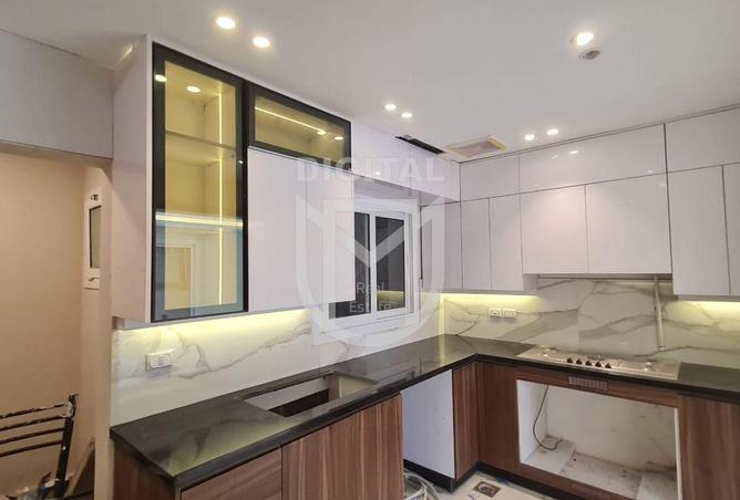 8329228 - Property Image 3