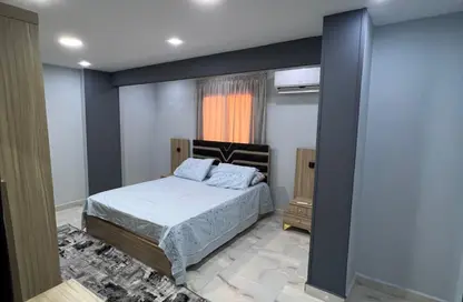 Apartment - 3 Bedrooms - 2 Bathrooms for rent in Mohsen Roshdy St. - 8th Zone - Nasr City - Cairo