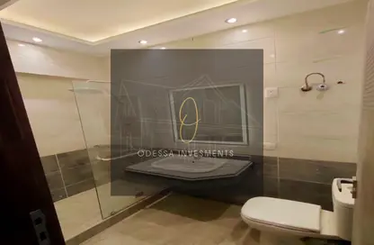 Apartment - 2 Bedrooms - 3 Bathrooms for sale in Mountain View iCity - 5th Settlement Compounds - The 5th Settlement - New Cairo City - Cairo