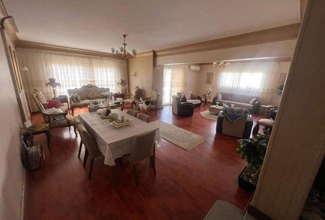 8373553 - Property Main Image