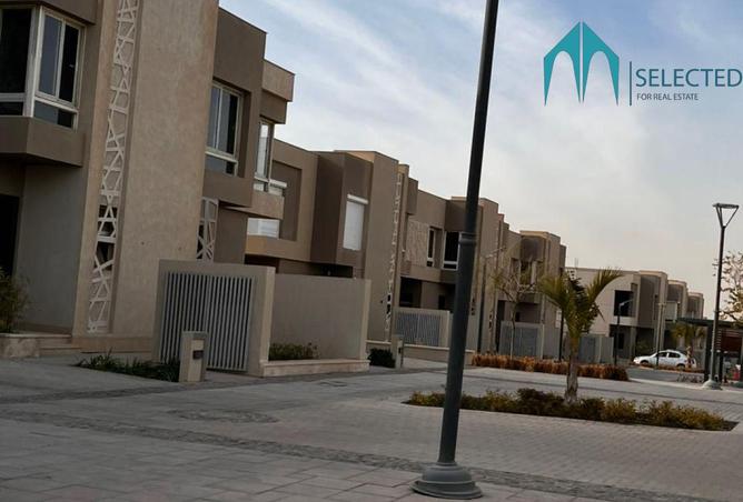 8207125 - Property Image 3