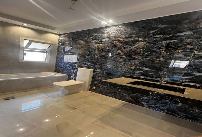 8097855 - Property Image 2
