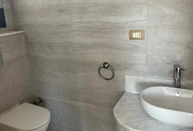 8304007 - Property Image 3