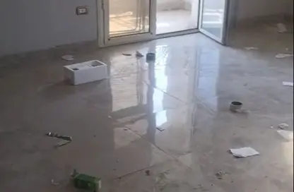 شقة - 3 غرف نوم - 2 حمامات للبيع في المستثمرين الجنوبية - مدينة القاهرة الجديدة - القاهرة