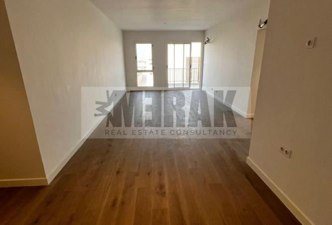 8326180 - Property Image 2