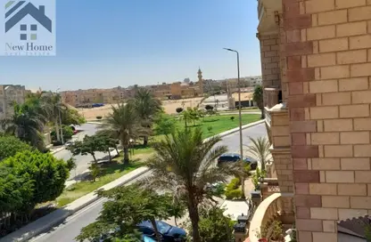 Apartment - 3 Bedrooms - 2 Bathrooms for sale in Al Narges 3 - Al Narges - New Cairo City - Cairo