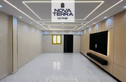 Apartment - 3 Bedrooms - 2 Bathrooms for sale in Al Mohandes Ahmed Kamal Hamdy St. - 16th District - Sheikh Zayed City - Giza