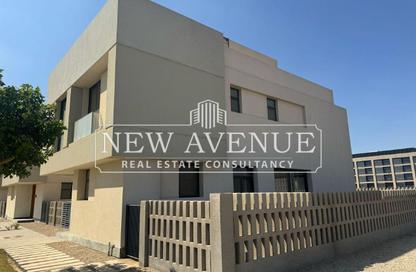 Villa - 3 Bedrooms - 5 Bathrooms for sale in Al Burouj Compound - El Shorouk Compounds - Shorouk City - Cairo