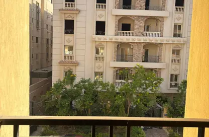 Apartment - 3 Bedrooms - 2 Bathrooms for sale in North Lotus - El Lotus - New Cairo City - Cairo