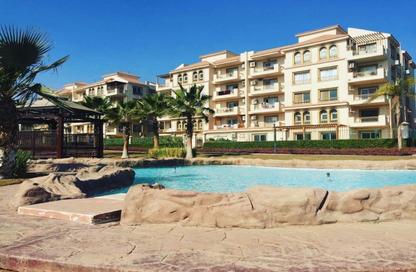 Apartment - 3 Bedrooms - 3 Bathrooms for sale in Greens - 6th District - Sheikh Zayed City - Giza