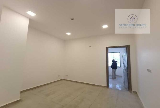 8387985 - Property Main Image