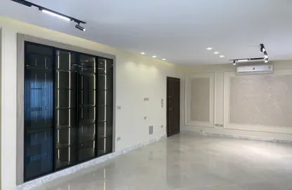 Apartment - 3 Bedrooms - 2 Bathrooms for rent in El Maram Land Mark - 5th Settlement Compounds - The 5th Settlement - New Cairo City - Cairo