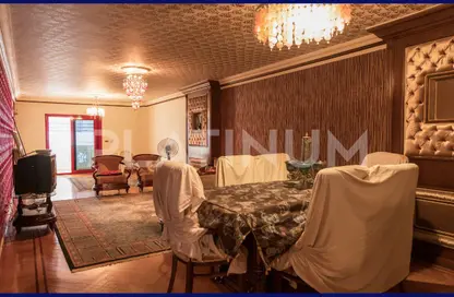 Apartment - 3 Bedrooms - 2 Bathrooms for sale in Mohamed Ezz Al Arab St. - Laurent - Hay Sharq - Alexandria