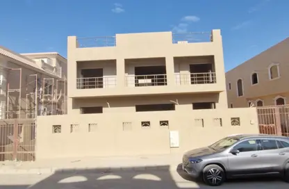 Villa - 3 Bedrooms - 2 Bathrooms for sale in Palm Villa - Al Wahat Road - 6 October City - Giza