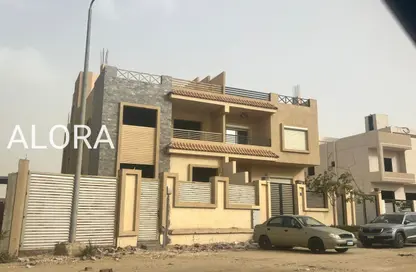 Twin House - 6 Bedrooms - 4 Bathrooms for sale in Al Bostan St. - 9th District - Sheikh Zayed City - Giza