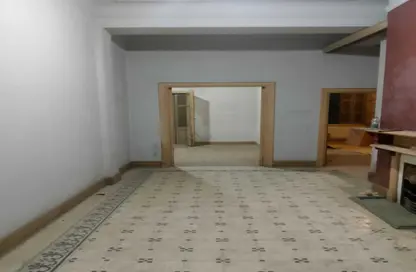 شقة - 3 غرف نوم - 1 حمام للبيع في شارع احمد حشمت - الزمالك - القاهرة