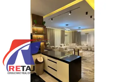 Apartment - 2 Bedrooms - 2 Bathrooms for sale in Street 47 - District 3 - The 5th Settlement - New Cairo City - Cairo
