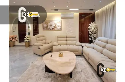 Apartment - 2 Bedrooms - 1 Bathroom for rent in El Rehab Extension - Al Rehab - New Cairo City - Cairo