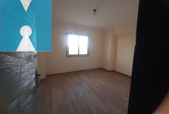 8359863 - Property Image 2