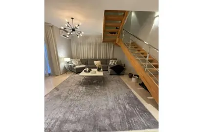 (بنتهاوس  (روف - 3 غرف نوم - 3 حمامات للبيع في فيلدج جيت - المستثمرين الجنوبية - مدينة القاهرة الجديدة - القاهرة