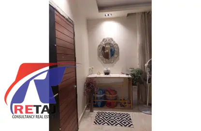 شقة - 2 غرف نوم - 2 حمامات للايجار في المنطقة د - حى جنوب الاكايمية - مدينة القاهرة الجديدة - القاهرة