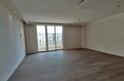 Apartment - 3 Bedrooms - 3 Bathrooms for sale in Pyramids Hills - Cairo Alexandria Desert Road - 6 October City - Giza
