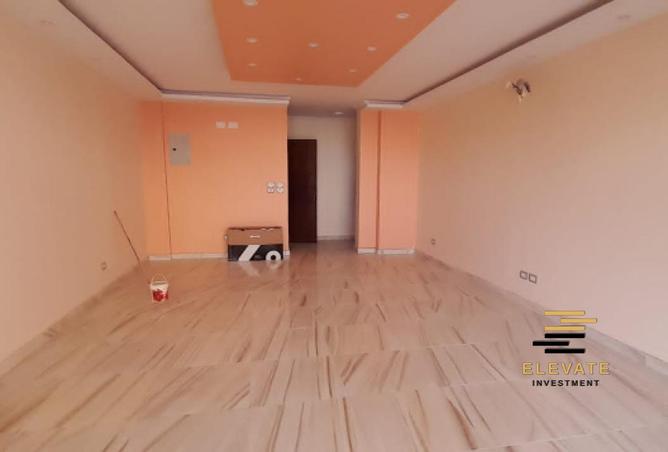 8125594 - Property Image 2