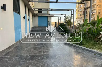 Office Space - Studio - 4 Bathrooms for sale in Abdelhamid Gouda Al Sahar St. - Zahraa El Maadi - Hay El Maadi - Cairo