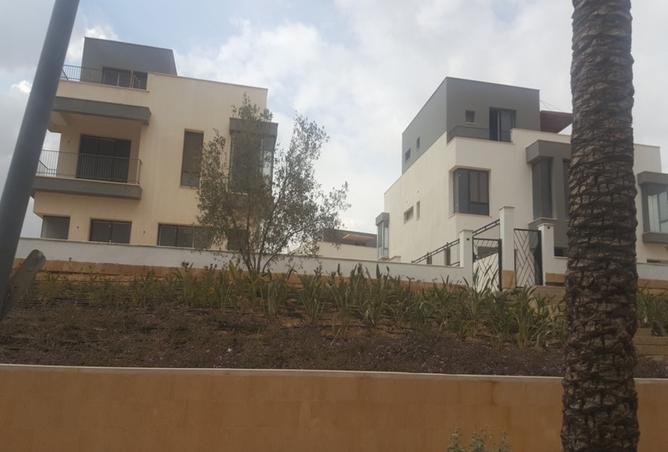 8331744 - Property Image 2