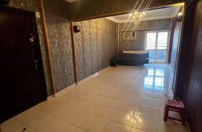 Apartment - 2 Bedrooms - 2 Bathrooms for rent in Street 9 - Maadi - Hay El Maadi - Cairo