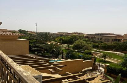 تاون هاوس - 5 غرف نوم - 3 حمامات للبيع في ميدوز بارك - كمبوندات الشيخ زايد - الشيخ زايد - الجيزة