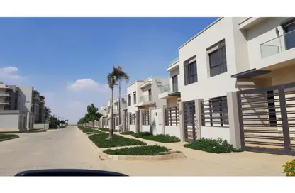 Twin House - 5 Bedrooms - 4 Bathrooms for sale in The Address East - 90 Street - The 5th Settlement - New Cairo City - Cairo