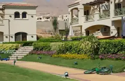 Villa - 4 Bedrooms - 4 Bathrooms for sale in La Vista 6 - La Vista - Al Ain Al Sokhna - Suez