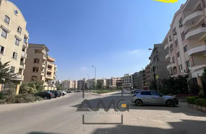 Apartment - 3 Bedrooms - 2 Bathrooms for sale in South Lotus - El Lotus - New Cairo City - Cairo