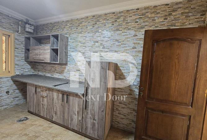 8466600 - Property Image 3