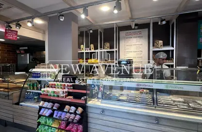 Retail - Studio - 1 Bathroom for sale in Street 9 - Maadi - Hay El Maadi - Cairo