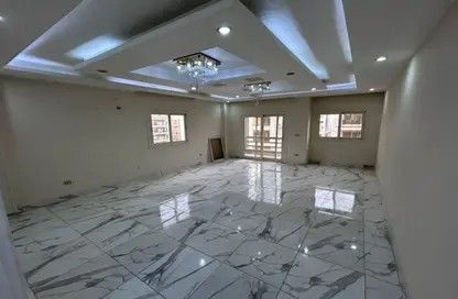 Apartment - 3 Bedrooms - 3 Bathrooms for rent in South Lotus - El Lotus - New Cairo City - Cairo
