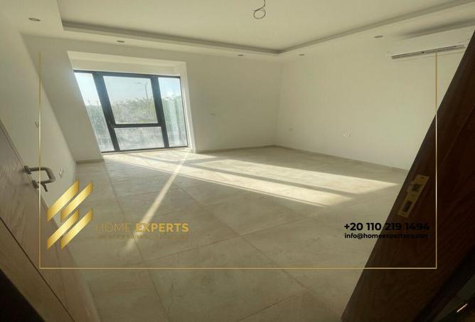 8050235 - Property Image 3
