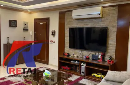 شقة - 3 غرف نوم - 1 حمام للبيع في عمارات ضباط الماظة - شارع الثوره - الماظة - مصر الجديدة - القاهرة